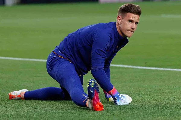 img of Ter Stegen se someterá a una cirugía en la espalda