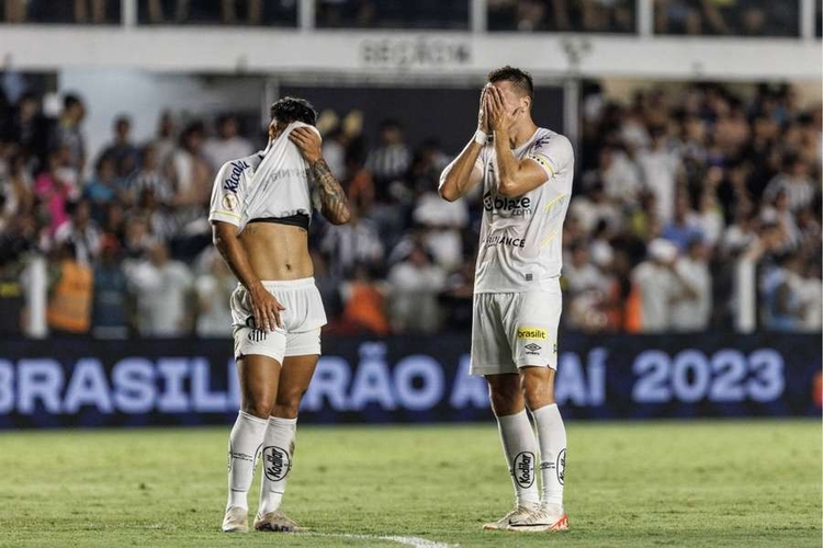 img of Santos de Pelé y Neymar, desciende por primera vez en 115 años.