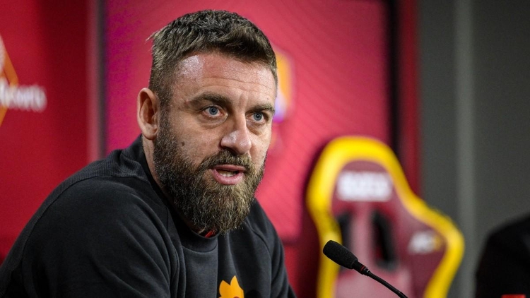 img of La Roma renueva a De Rossi como DT