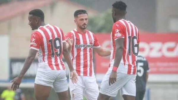 img of Jordy Caicedo se estrena con gol con el Sporting Gijón