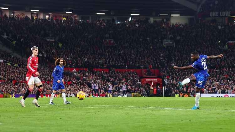 img of Con el gol de Caicedo el Chelsea rescata un empate ante el M. United