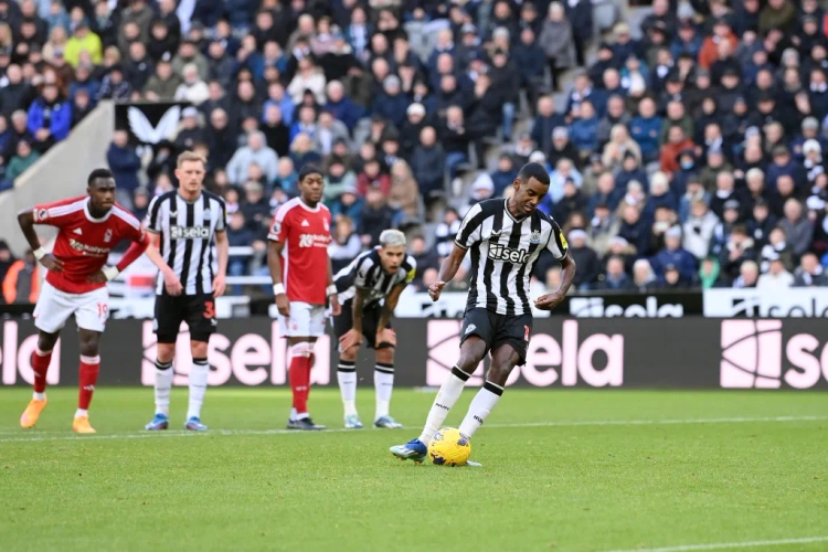 img of Derrota del Newcastle en el 'Boxing Day' en casa