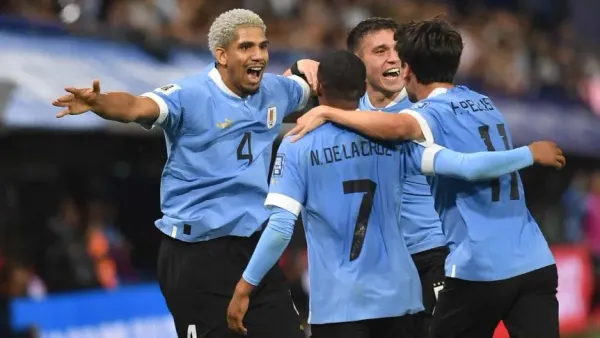 img of Uruguay acaba con el invicto de Argentina en la Bombonera